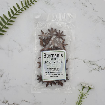 Sternanis ganz